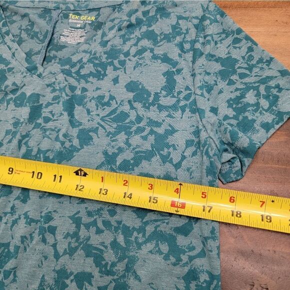 Set of 3 Pieces Tek Gear Capri Pants & Pinter T-shirt + Apt.9 Lavender T-shirt M - Picture 6 of 15